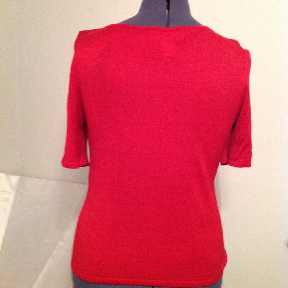 Top - Picture 2 of 3